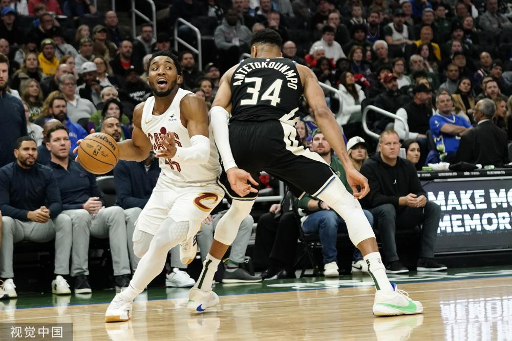 球员面对的 球员面对的